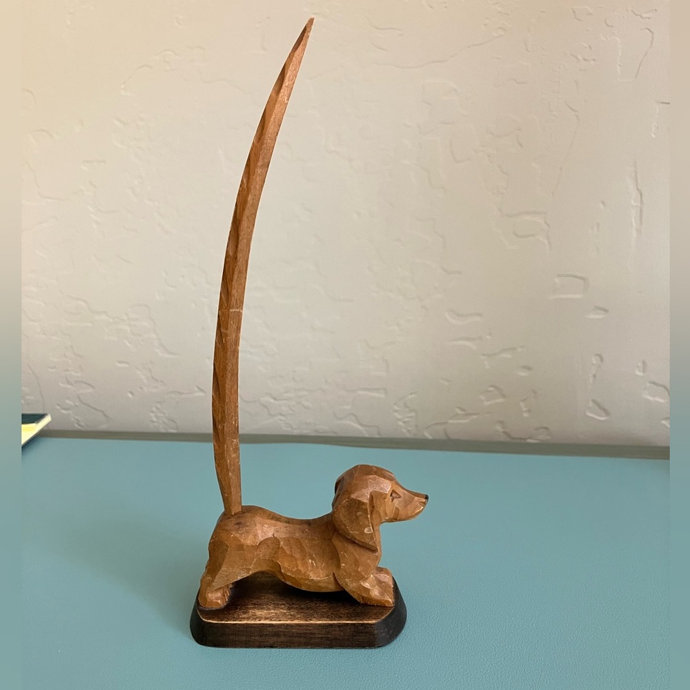 Vintage German hand carved wooden dachshund pretzel holder. 🥨. From 1950’s.
